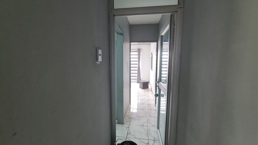 2 Bedroom Property for Sale in Safari Gardens North West
